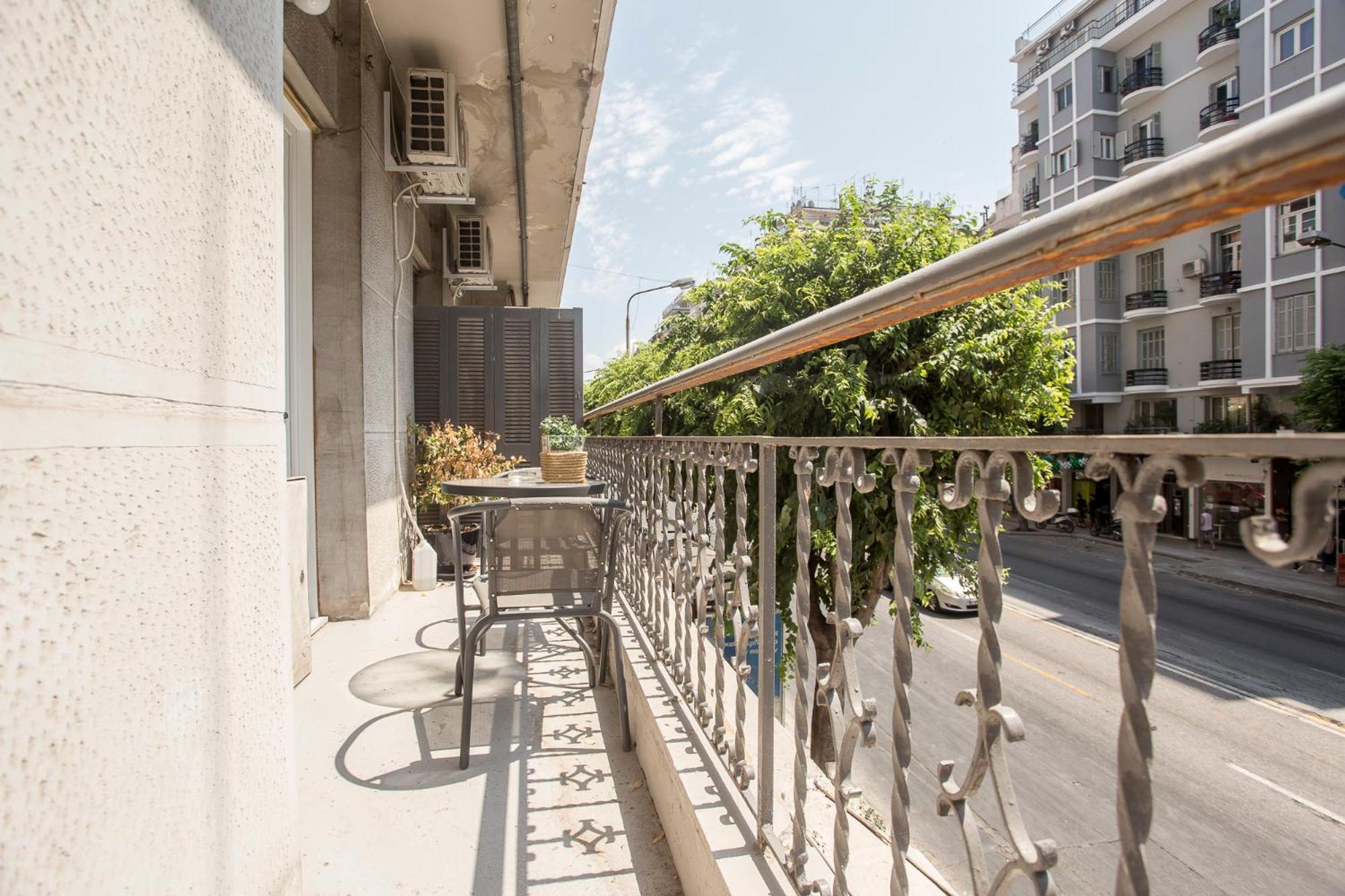 Closer "Egnatia Apartment 2" Thessaloniki Exterior foto