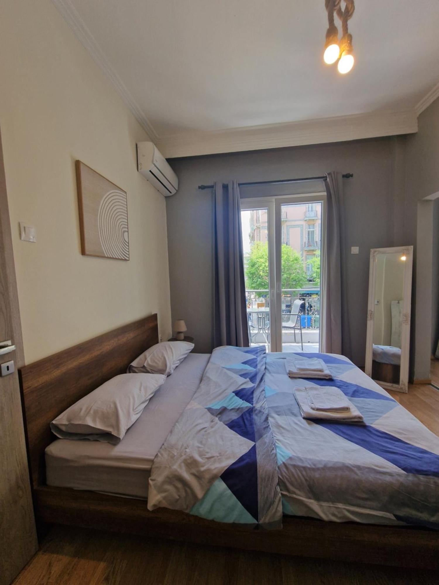 Closer "Egnatia Apartment 2" Thessaloniki Exterior foto